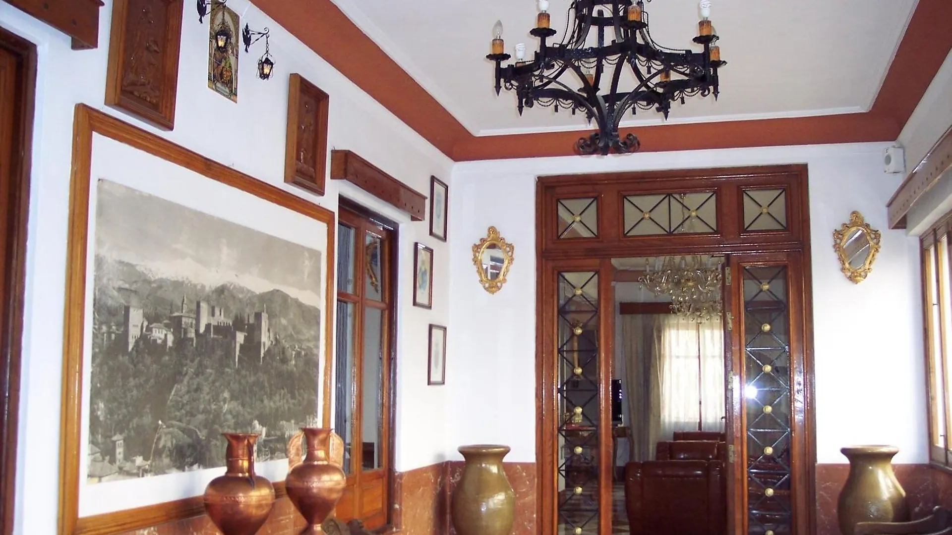 Castillo Lanjarón מלון