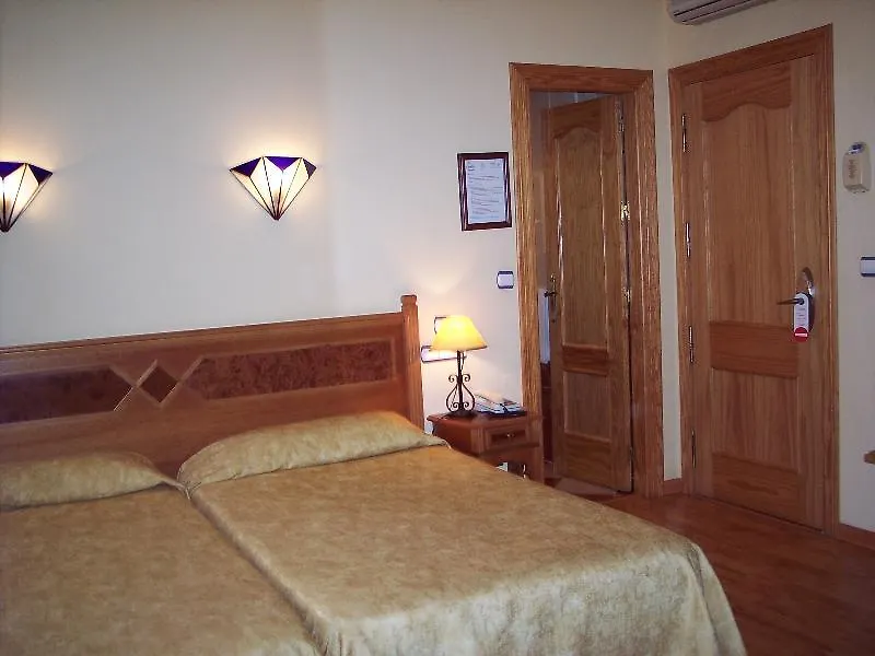 Castillo Lanjarón 3*,  ספרד